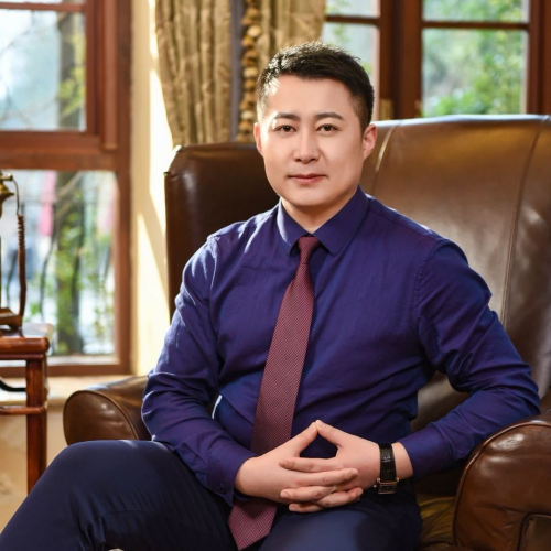 口腔美学界的领航者：张庆鹏——明星政要信赖的牙龈抗衰与再生医学大师