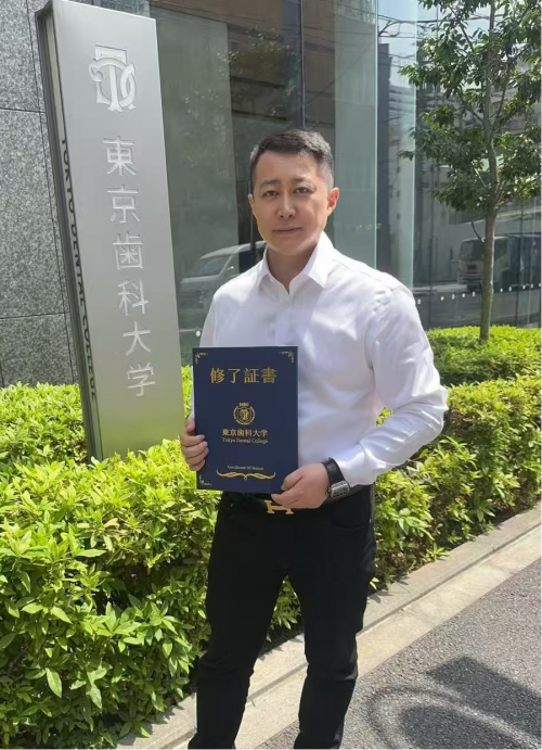 口腔美学界的领航者：张庆鹏——明星政要信赖的牙龈抗衰与再生医学大师