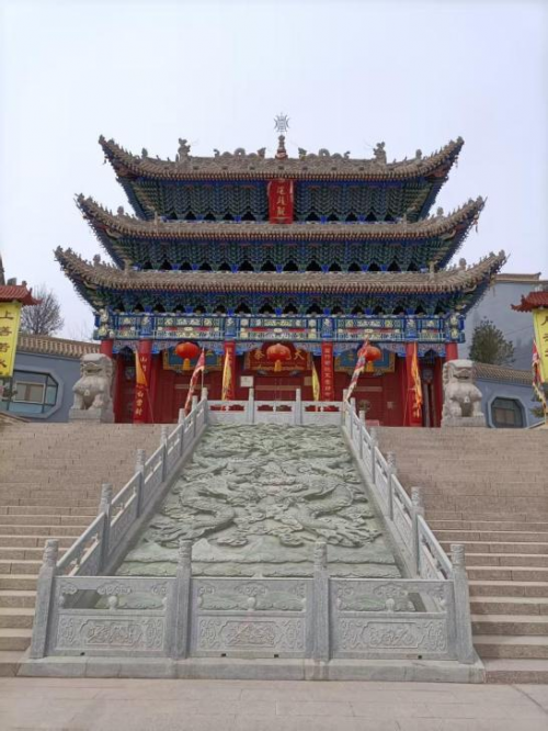 泥韵塑魂 彩笔传薪——记通渭非遗传承人张进财的双艺人生