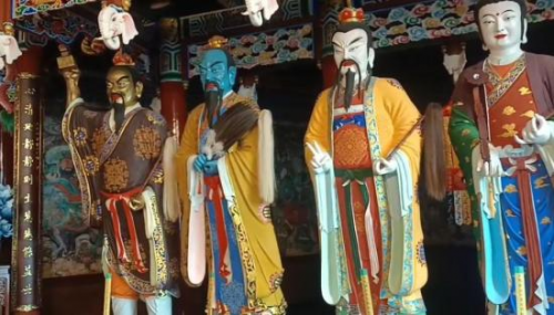 泥韵塑魂 彩笔传薪——记通渭非遗传承人张进财的双艺人生