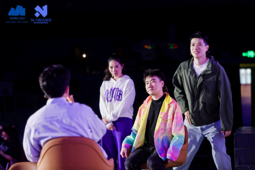 南山区首届《周末微剧场》圆满落幕，多元舞台艺术深情演绎特区“城长的轨迹”