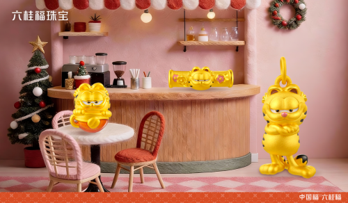 六桂福珠宝×加菲猫家族｜毛绒绒的惊喜正在靠近