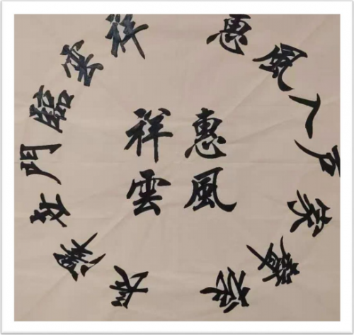 �����ʾ۽�������Զ�������ң���ƾ��