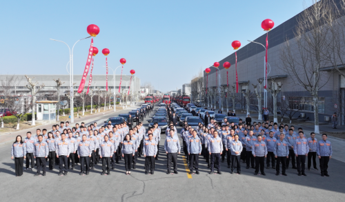 騏驥馳騁，智啟新程：英軒重工榮耀出征