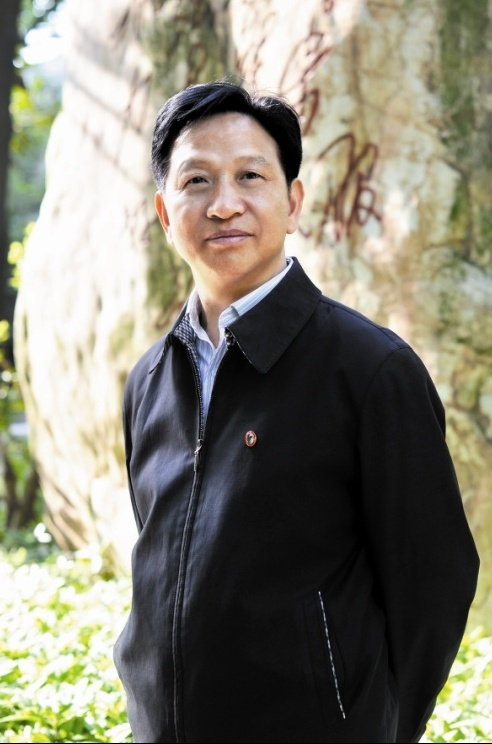 文化强国高峰攀登工程——艺坛领军人物【彭崇谷】