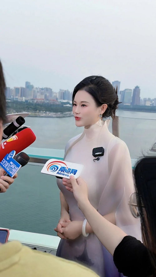 邓超予获授海南自贸港琼海文旅推广大使 助力海南文旅