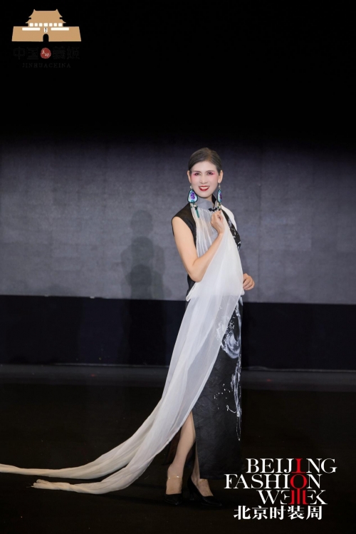 新时代最美奋斗者潘玉英:优雅绽芳华 逐光赴新程第14张-环球新闻网 新时代最美奋斗者潘玉英:优雅绽芳华 逐光赴新程第14张