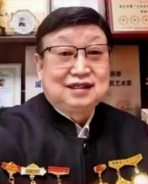 ����ī��������һ��������ʱ���������ҡ�������