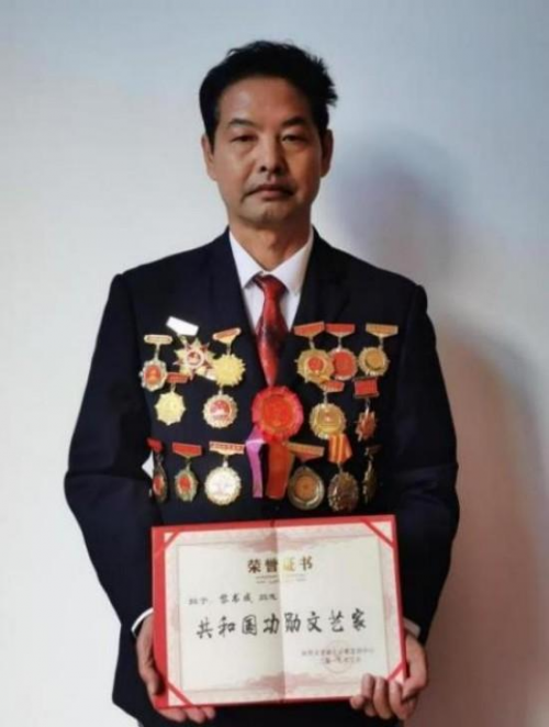 ����ȫ�򡪡��������ʵĶ���������ʦ�����