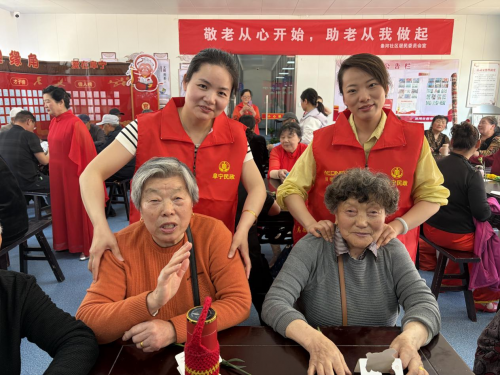 江苏阜宁：社会组织献“三礼” 浓情五月再升温