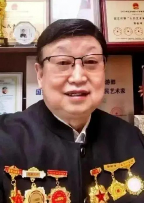 《最具收藏价值的十大艺术家》推荐人物·郭银峰