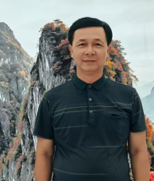 许少忠-中国十大最具收藏价值艺术家 许少忠-中国十大最具收藏价值艺术家