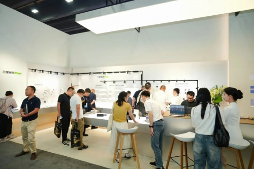 光耀启幕|三雄极光2026光亚展盛况直击 再登行业百强榜