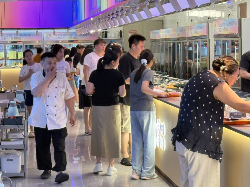 破局同质化内卷：模式赋能+食材筑基，解码海大富领跑海鲜自选火锅赛道核心逻辑
