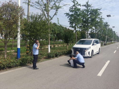 监利烟草深入开展安全生产月活动：  排查隐患守底线 应急练兵筑防线