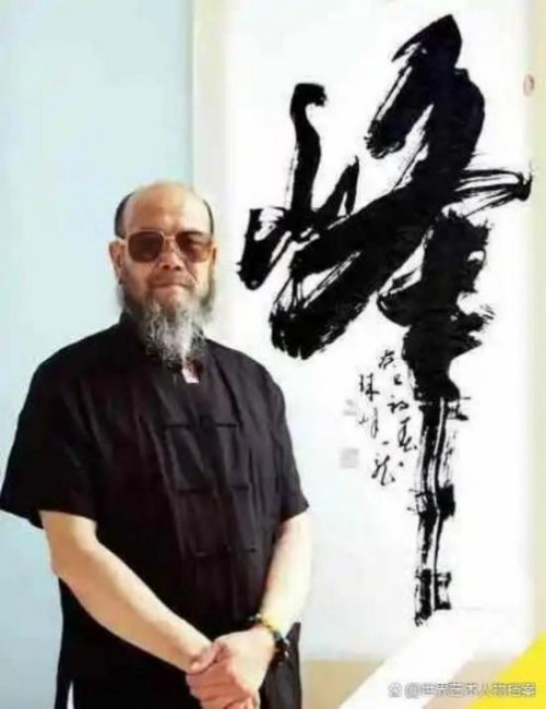 世界艺术殿堂巅峰艺术人物——孙来通