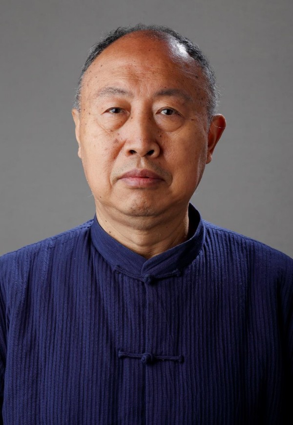《众星捧月 墨馨国庆》当代最具收藏价值的艺术家