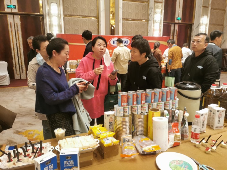 烘焙行业乘风起势，熊猫炼乳助力行业产品展，实现创新美味