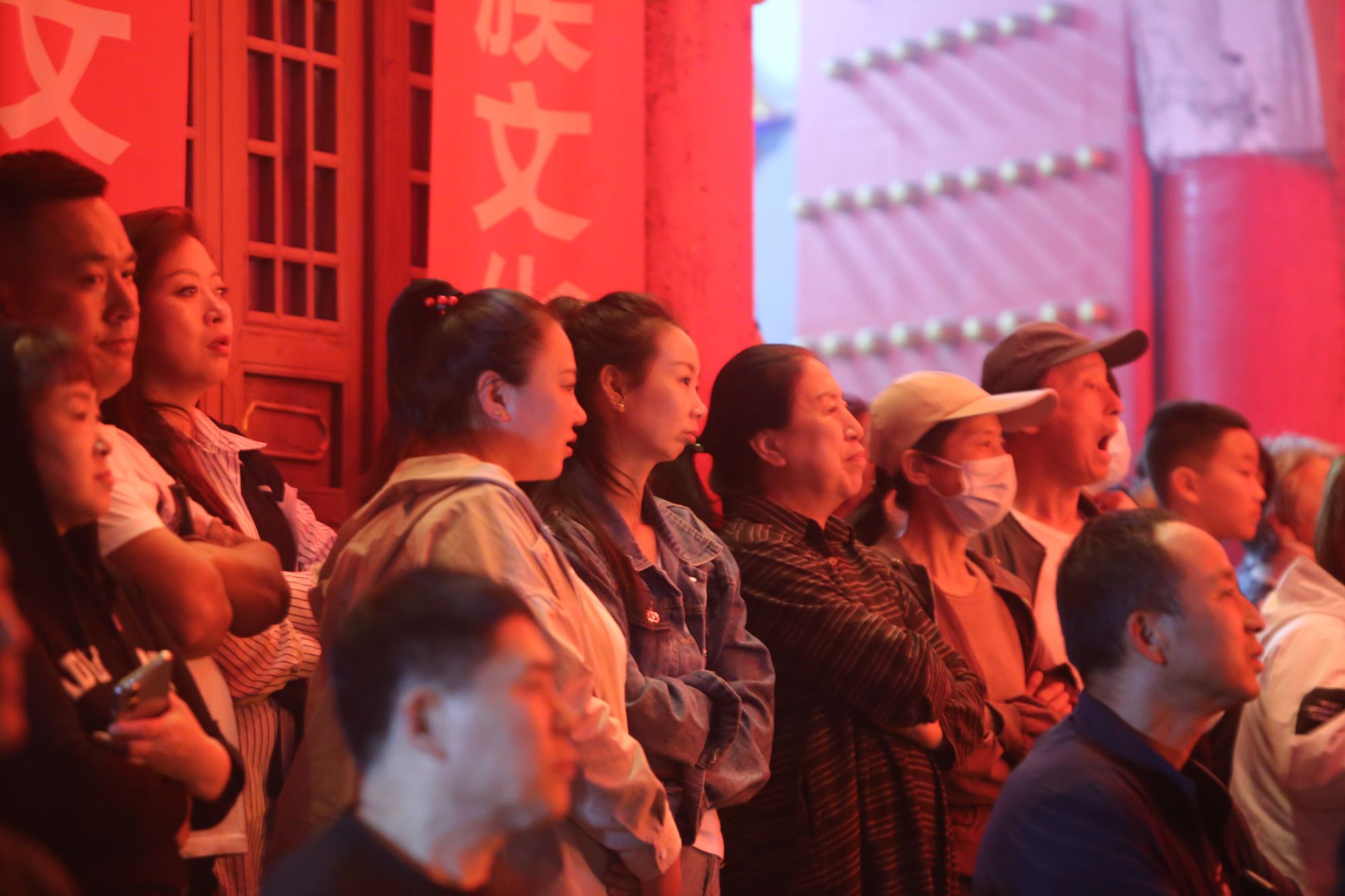 依兰县第十八届财神民俗文化节空前盛况！中国民俗专家、国际作家、著名歌手、明星摄影师齐助阵！