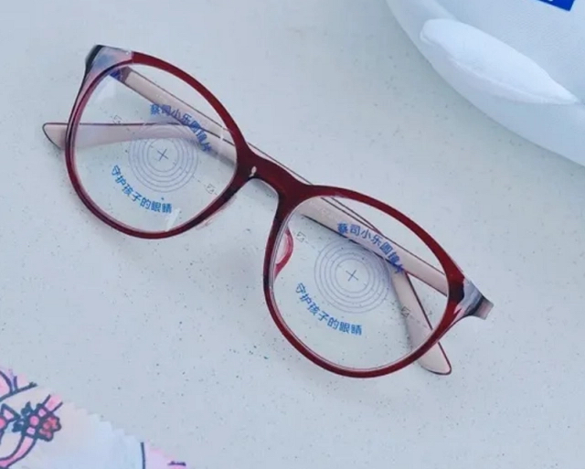 青少年近视可防不可逆，蔡司镜片守护清晰视界
