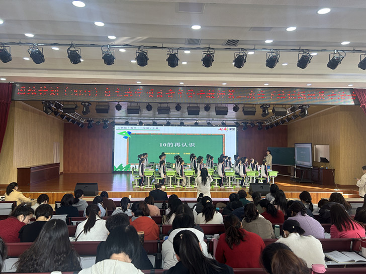 https://img2.danews.cc/upload/images/20241124/a74ba695ea93c9c271b5745b0d4a97a9.jpg
