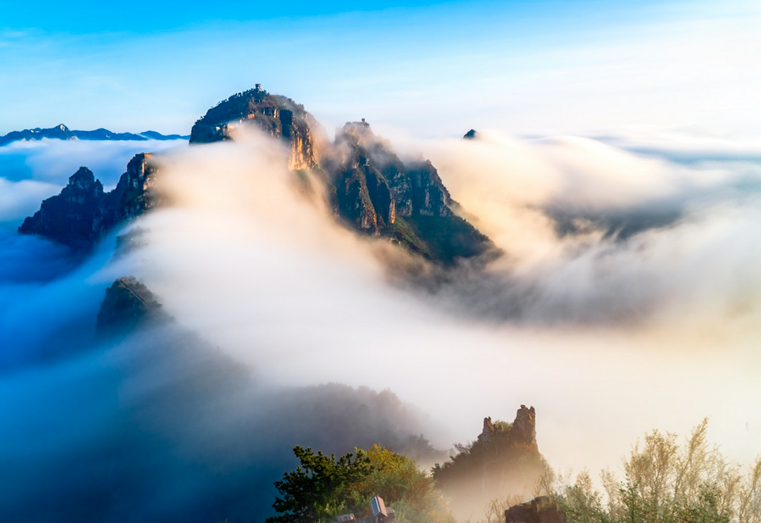 辉县轿顶山风景区