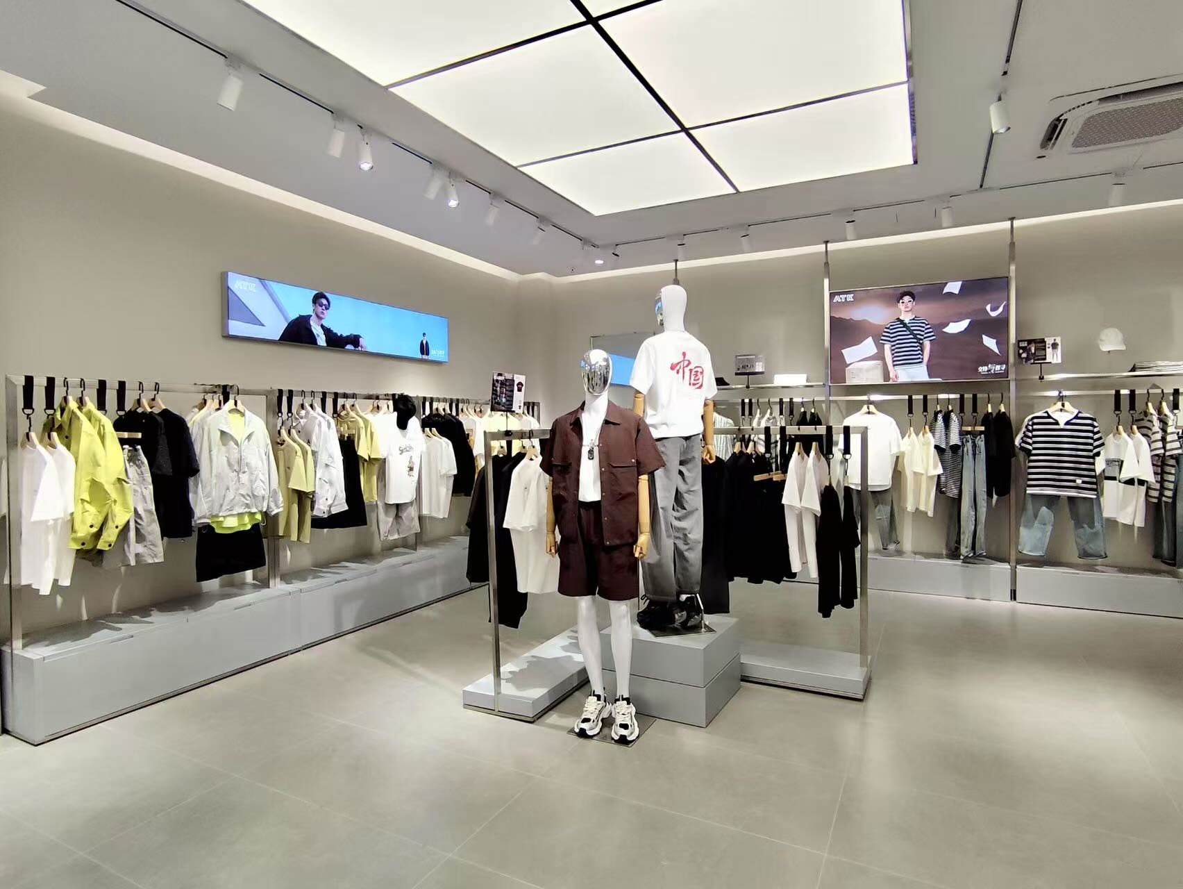 ATK男装联营战略再结硕果 阜宁步行街旗舰店盛大启幕彰显品牌下沉市场雄心
