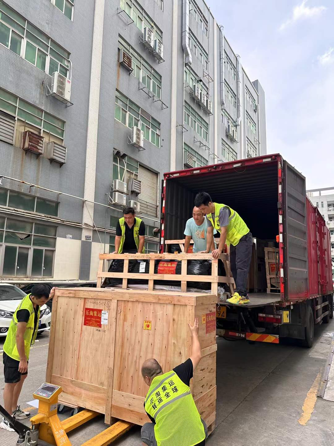 2025年中国至海外大件家具物流公司推荐指数：乐淘集运领跑家具跨国运输新时代