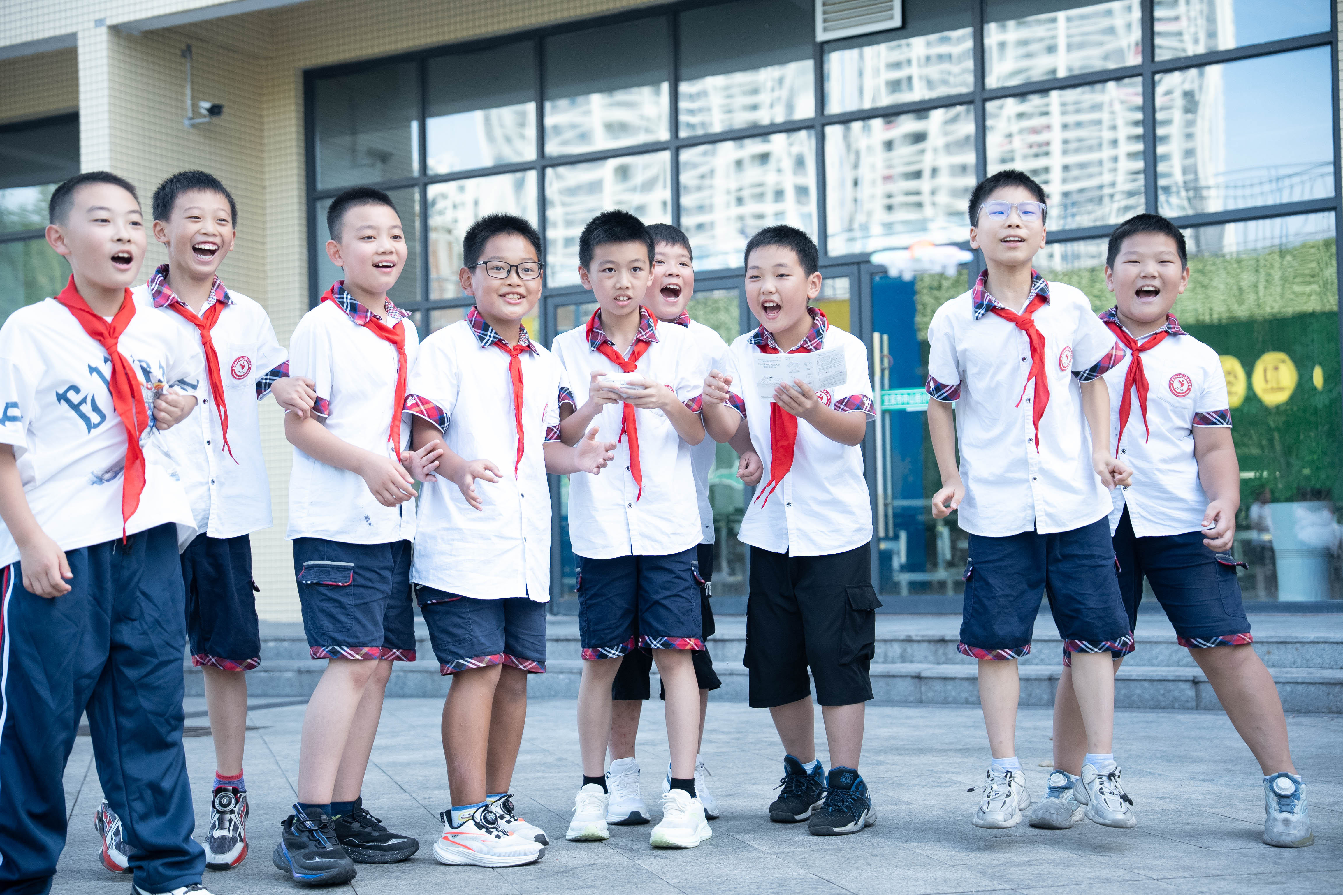 宜宾屏山政企社协同推进“未来教室公益计划”，为中西部乡镇科学教育做“加法”