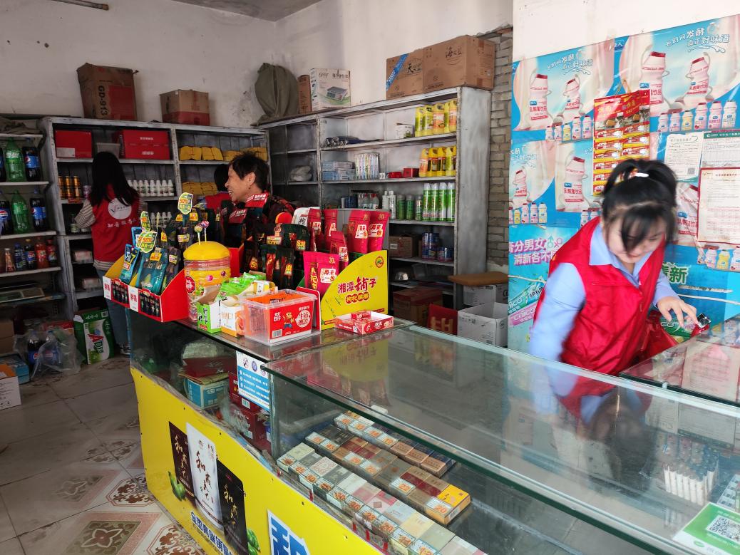 为民服务守初心，那抹 “志愿红” 暖透武穴城