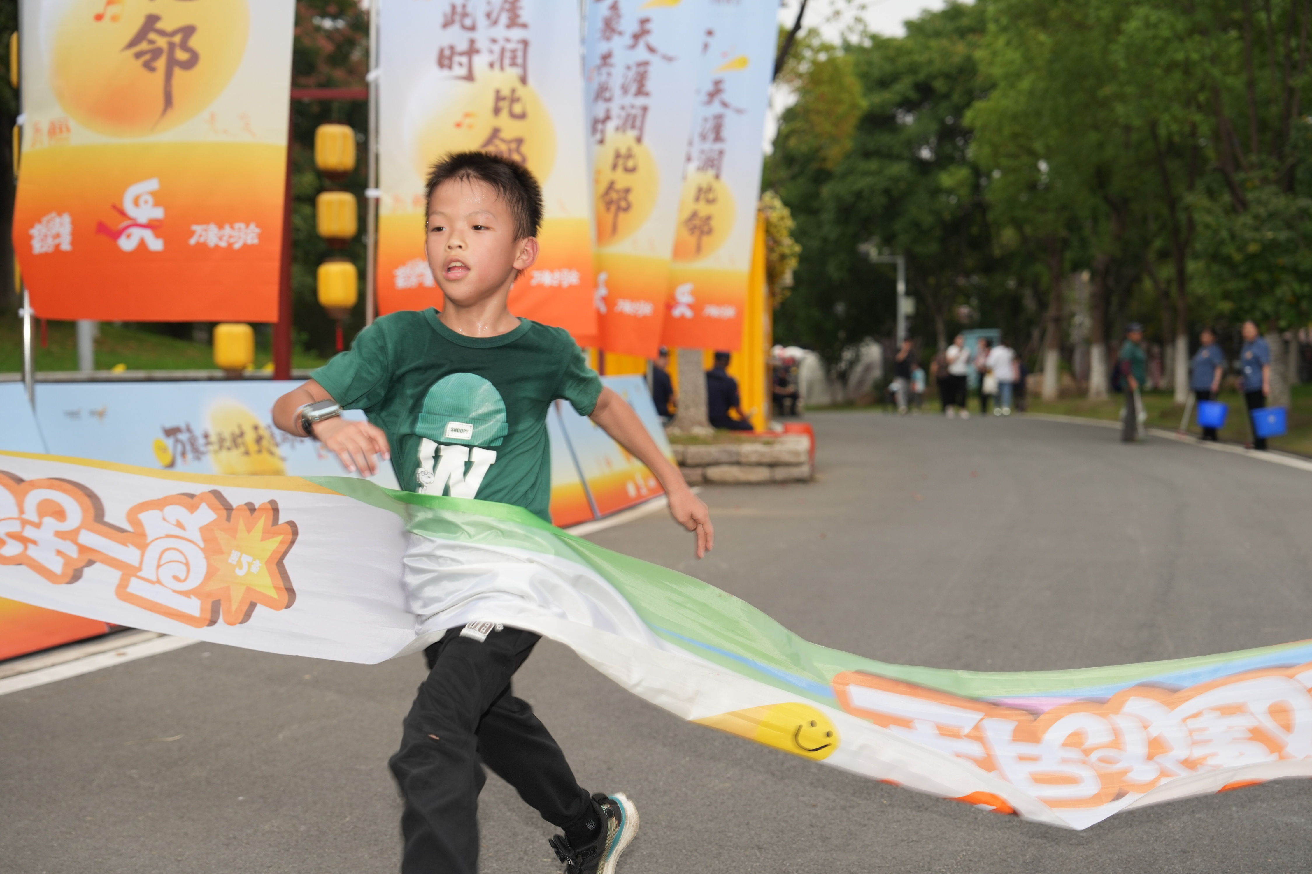 “全民健康 乐活一夏”第二季完美收官！万象服务探索社区服务新模式，2000余户业主共赴健康文化之约