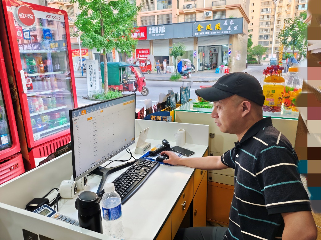 湖北武穴：服务做“加法”负担做“减法”