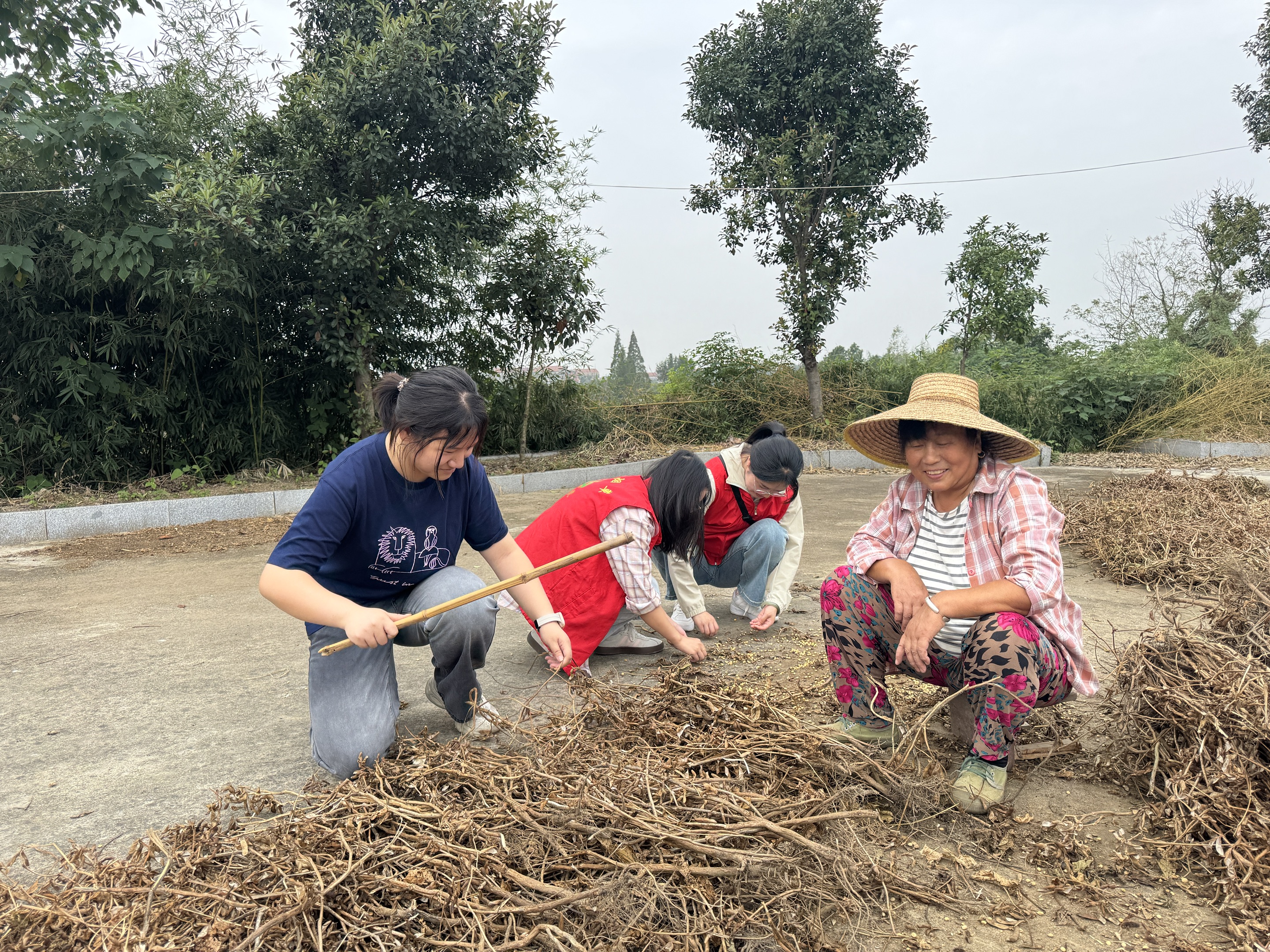 武穴烟草：服务升级动真章 便民利企见实效