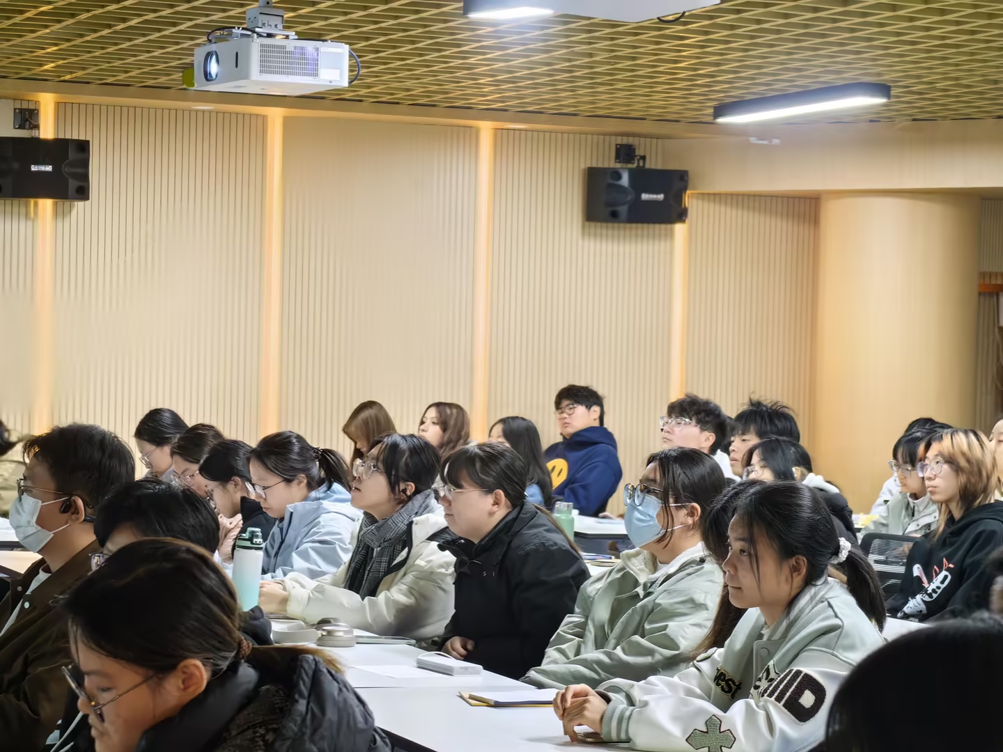 “筑梦名校,规划未来”保研录百校行点亮学子成长路