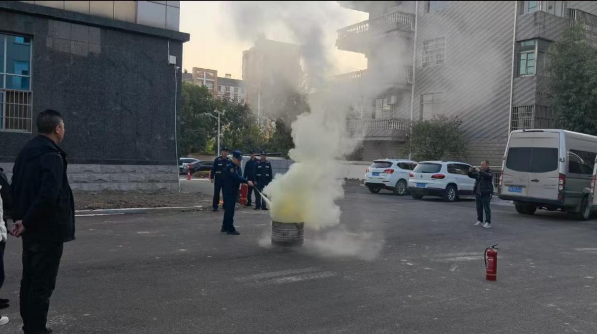 湖北武穴：以“练”为战筑牢安全基石 实干担当守护万家灯火