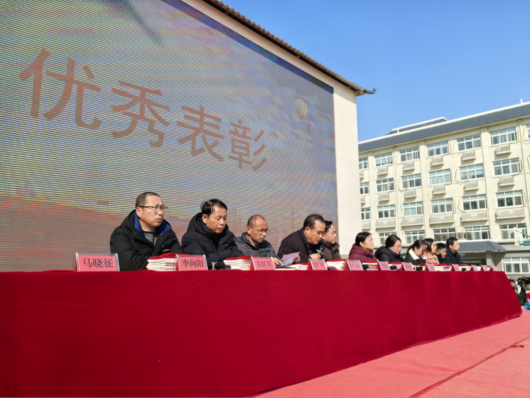 https://img2.danews.cc/upload/images/20250214/1365e7699ec771b5767f9a08c1be0d0c.png