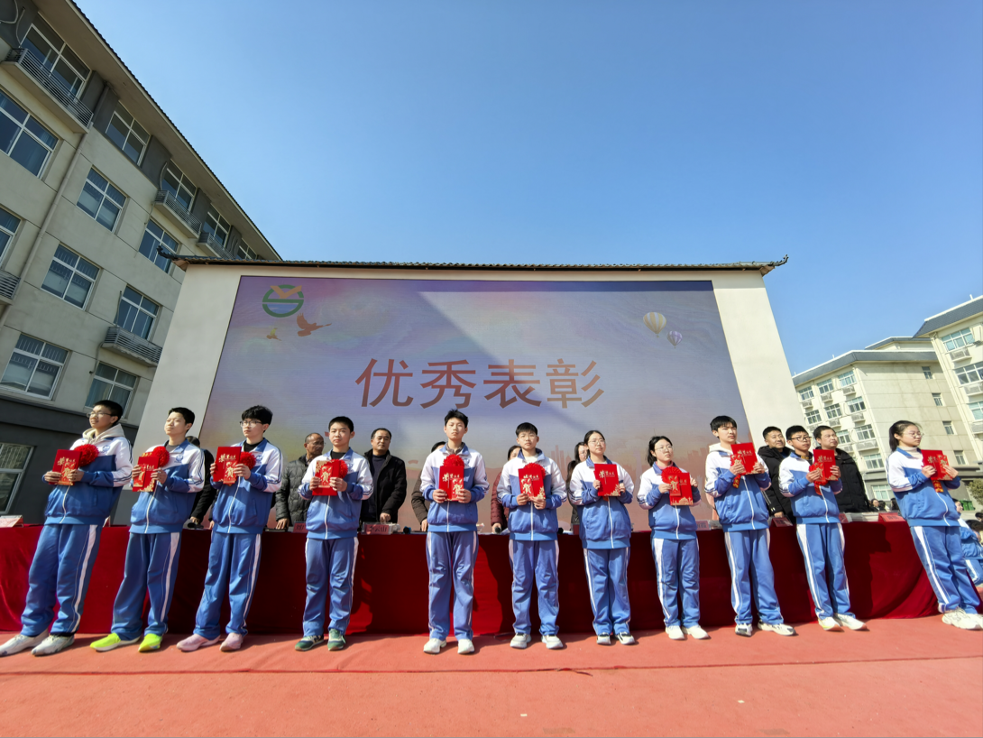 https://img2.danews.cc/upload/images/20250214/5fdd531016e8576be62065ff1a8faec0.png