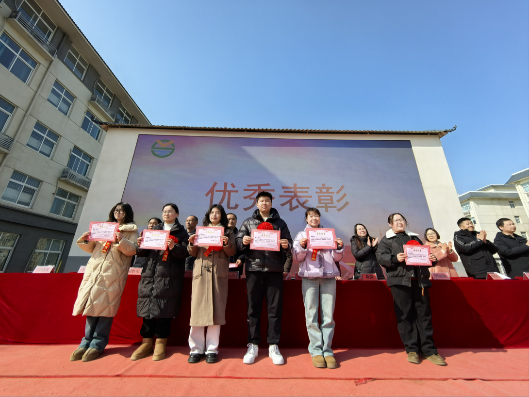 https://img2.danews.cc/upload/images/20250214/ebc5e20111fe6c690bff88899e7e60f6.png