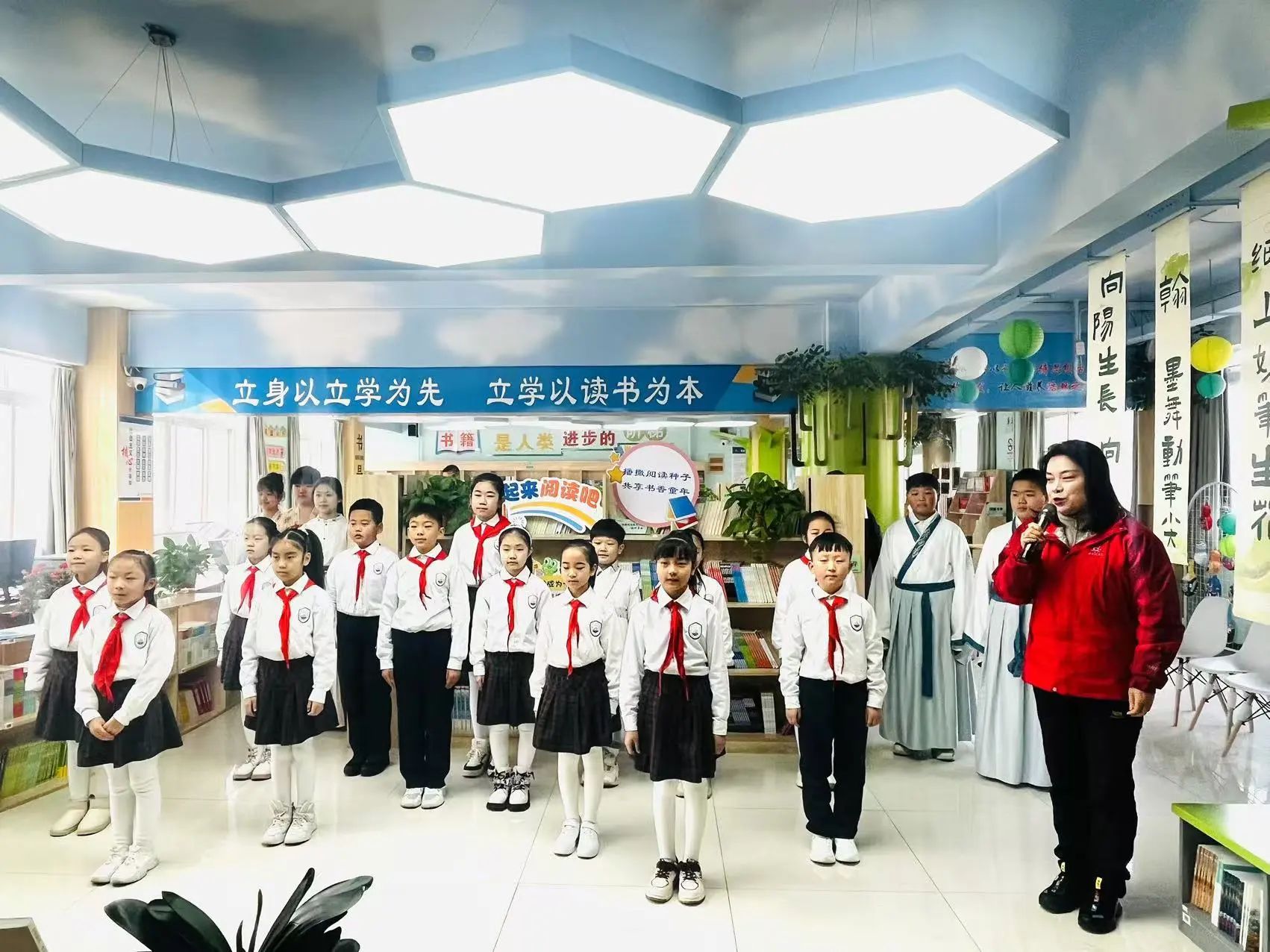 https://img2.danews.cc/upload/images/20250308/ee8a19b3a1307b067516b1d6cbec4c71.jpg
