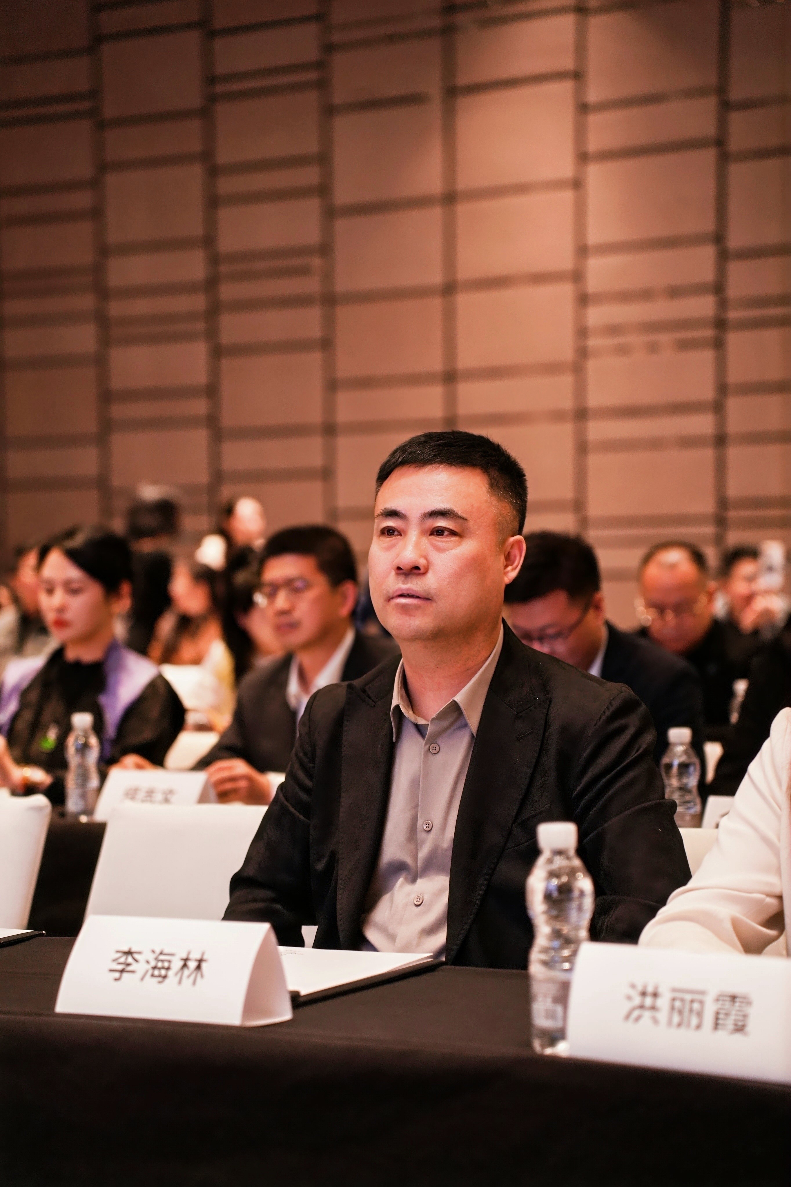 https://img2.danews.cc/upload/images/20250418/612eabe8e56a5c17f7e0ffdca4b53dca.jpg
