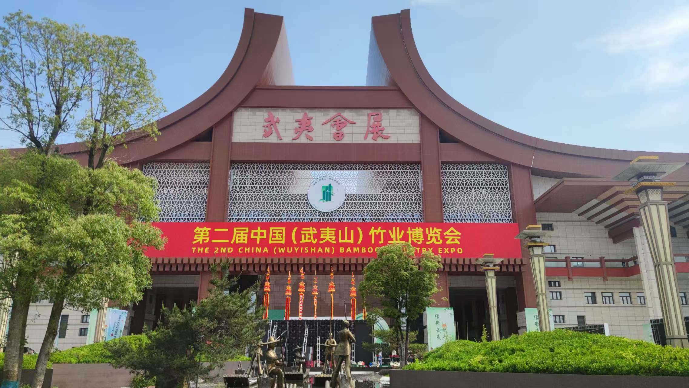 https://img2.danews.cc/upload/images/20250516/8d97e4e94f33dd2456e592df230384a7.jpg