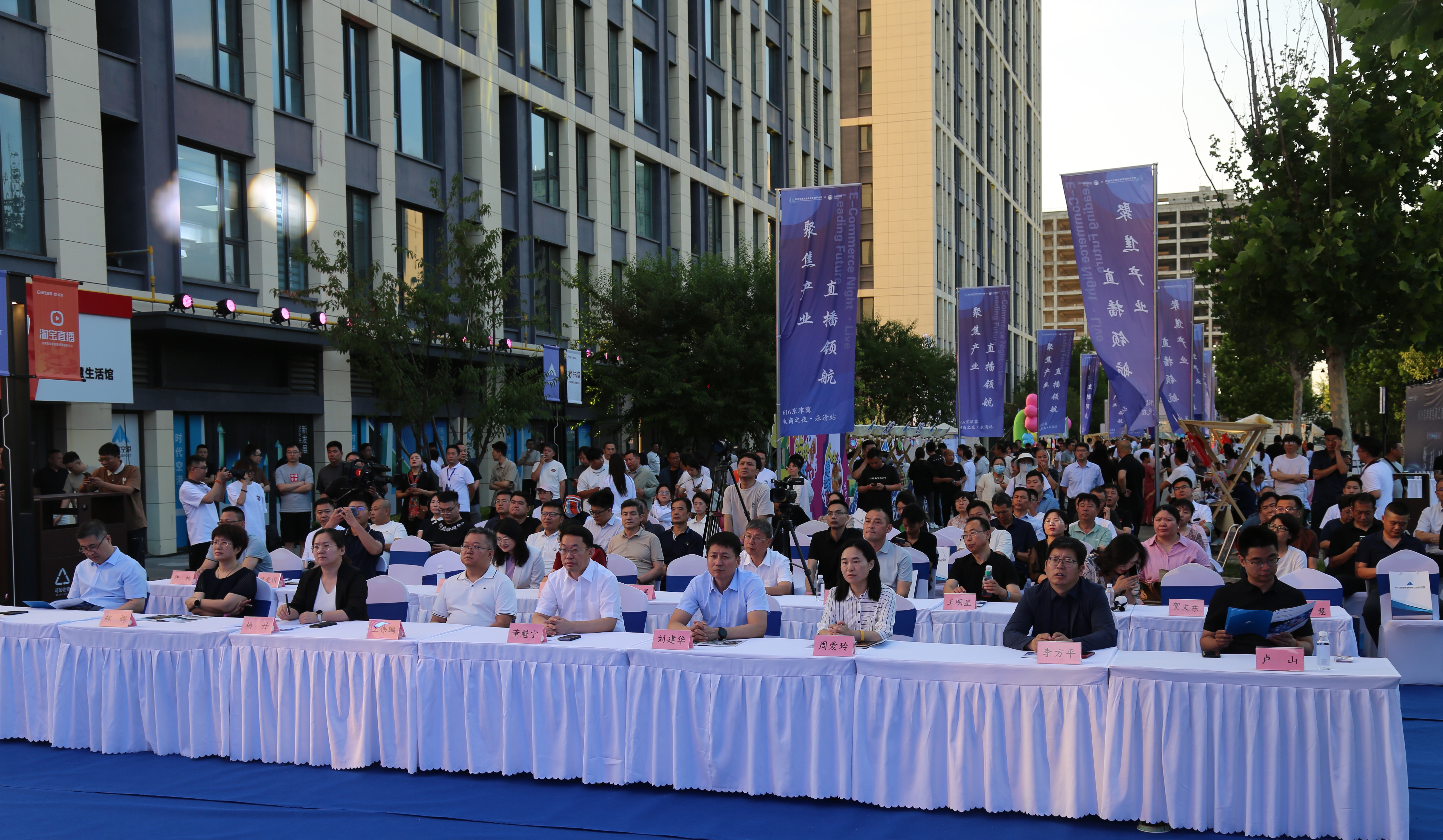 https://img2.danews.cc/upload/images/20250617/5b27897d271158b3816ae8ea882644a0.jpg