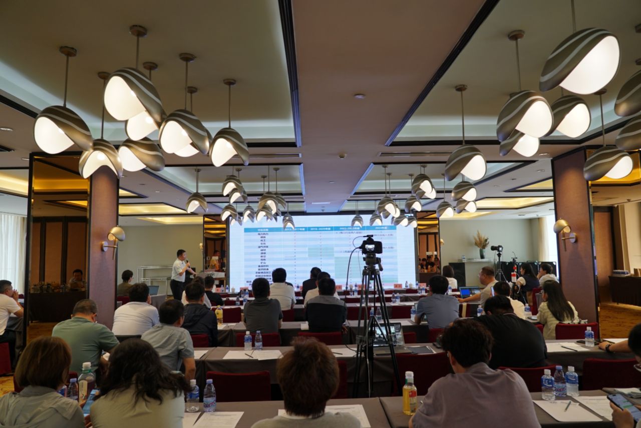 https://p0-xtjj-private.juejin.cn/tos-cn-i-73owjymdk6/0f45c35151524c4ba0cd66138cd000a9~tplv-73owjymdk6-jj-mark-v1:0:0:0:0:5o6Y6YeR5oqA5pyv56S-5Yy6IEAg5LqS6IGU572R5rG96L2m:q75.awebp?policy=eyJ2bSI6MywidWlkIjoiMzYzNTQ1NTA4MTg1NTIwOSJ9&rk3s=e9ecf3d6&x-orig-authkey=f32326d3454f2ac7e96d3d06cdbb035152127018&x-orig-expires=1750236548&x-orig-sign=NgruJZJ9v%2ByHYjr3H1sTtjwrkJ8%3D