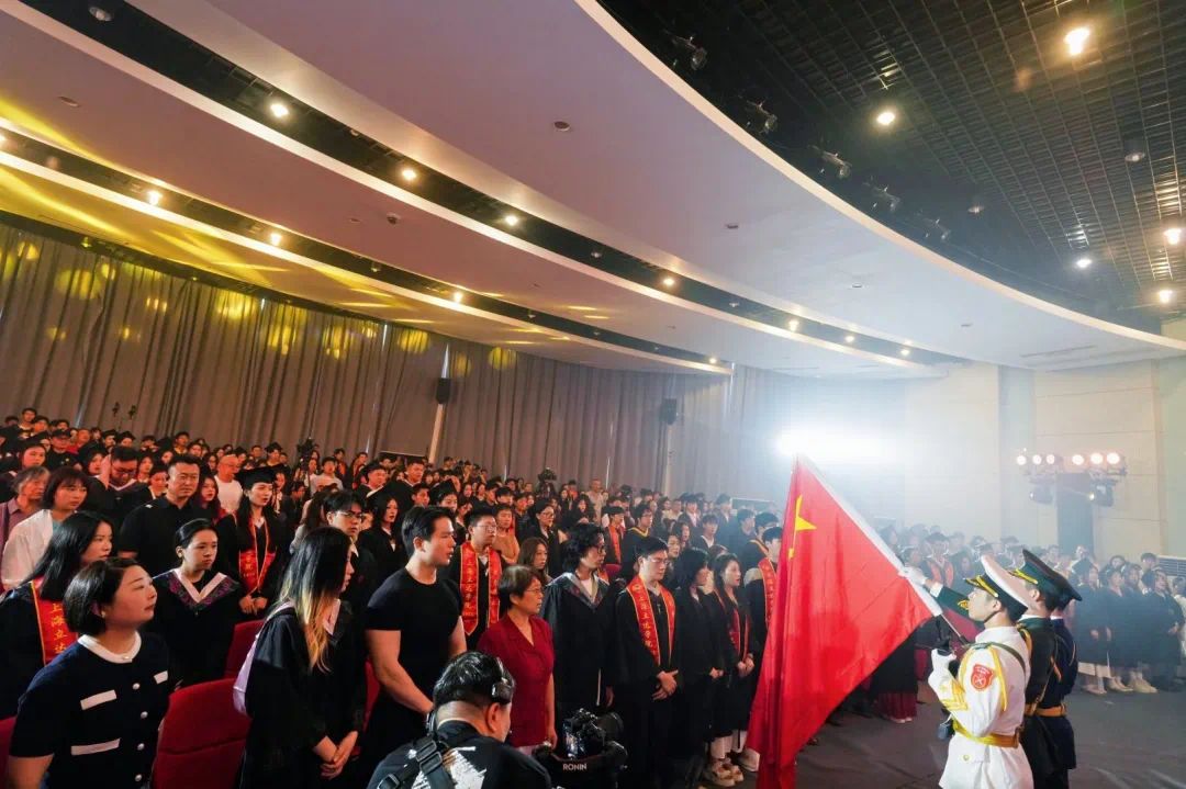 https://img2.danews.cc/upload/images/20250617/954857c773206b167c5ebacdf34a44f7.jpg
