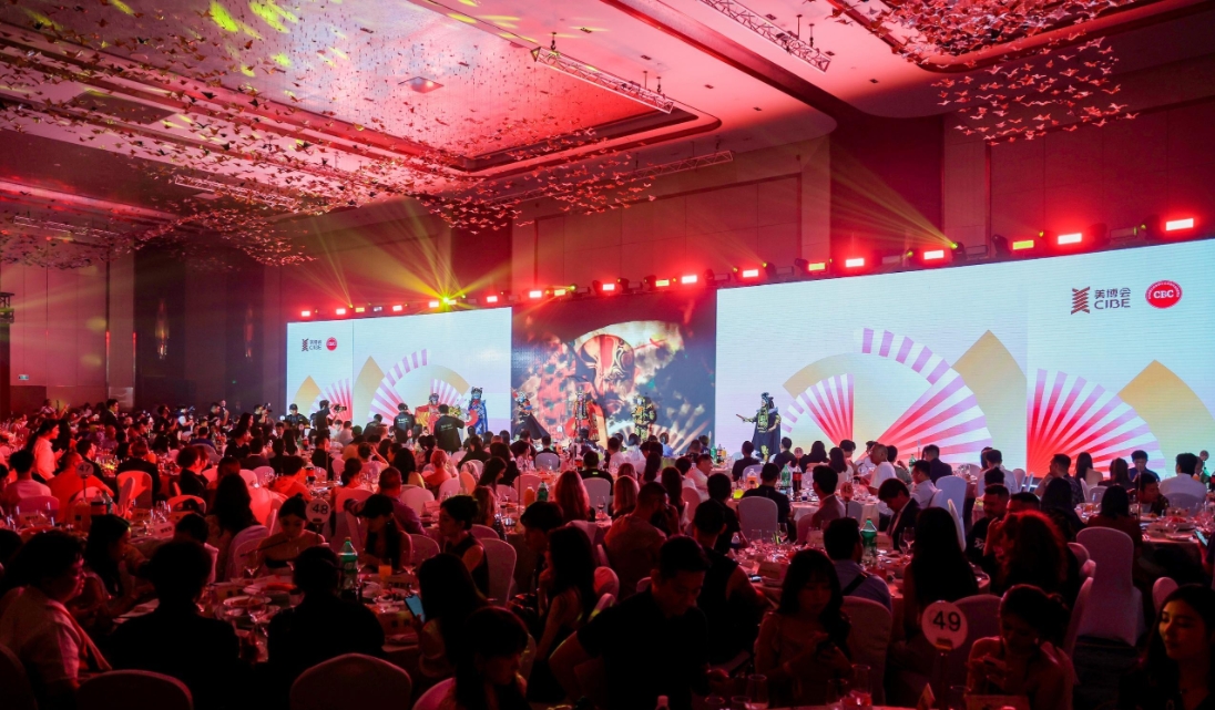 https://img2.danews.cc/upload/images/20250624/d714edfa8316e6df9de2a066d7da3e7f.png