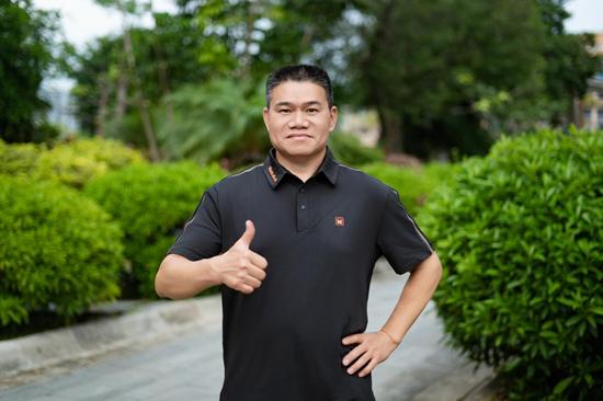 边跑车边照顾患病妻子，货拉拉司机不离不弃的故事暖人心