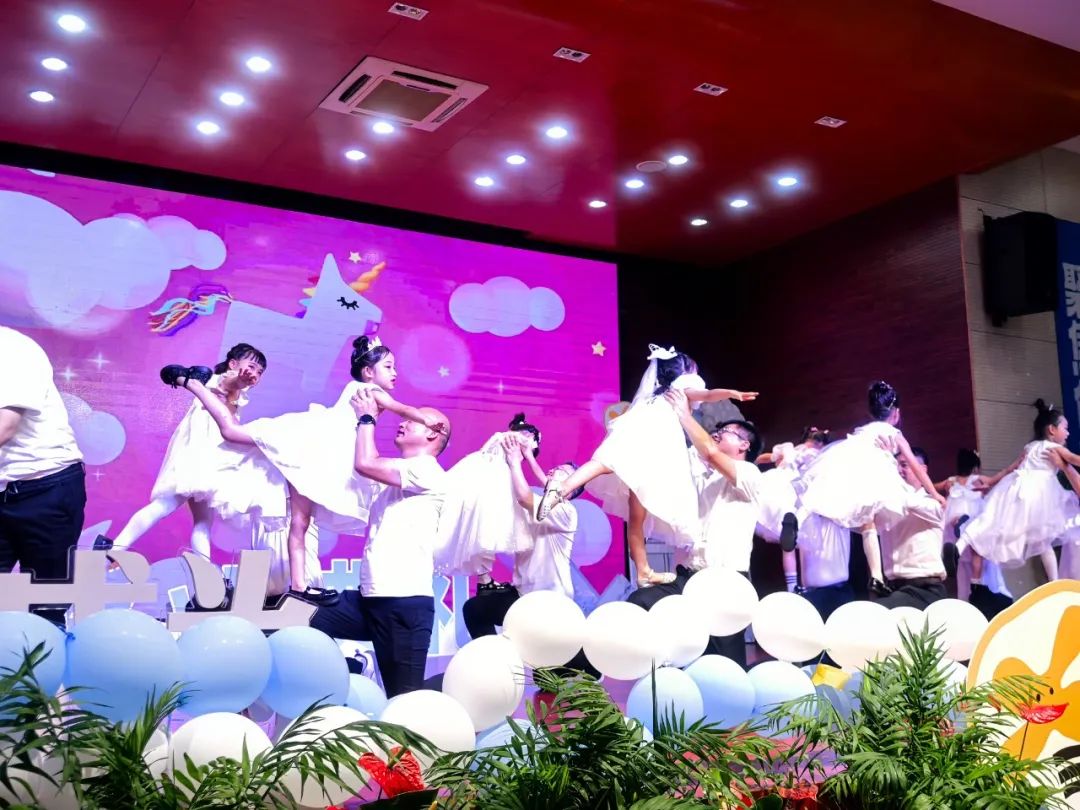 https://img2.danews.cc/upload/images/20250703/c1f4451332bd429876b07bf5168cc768.jpg