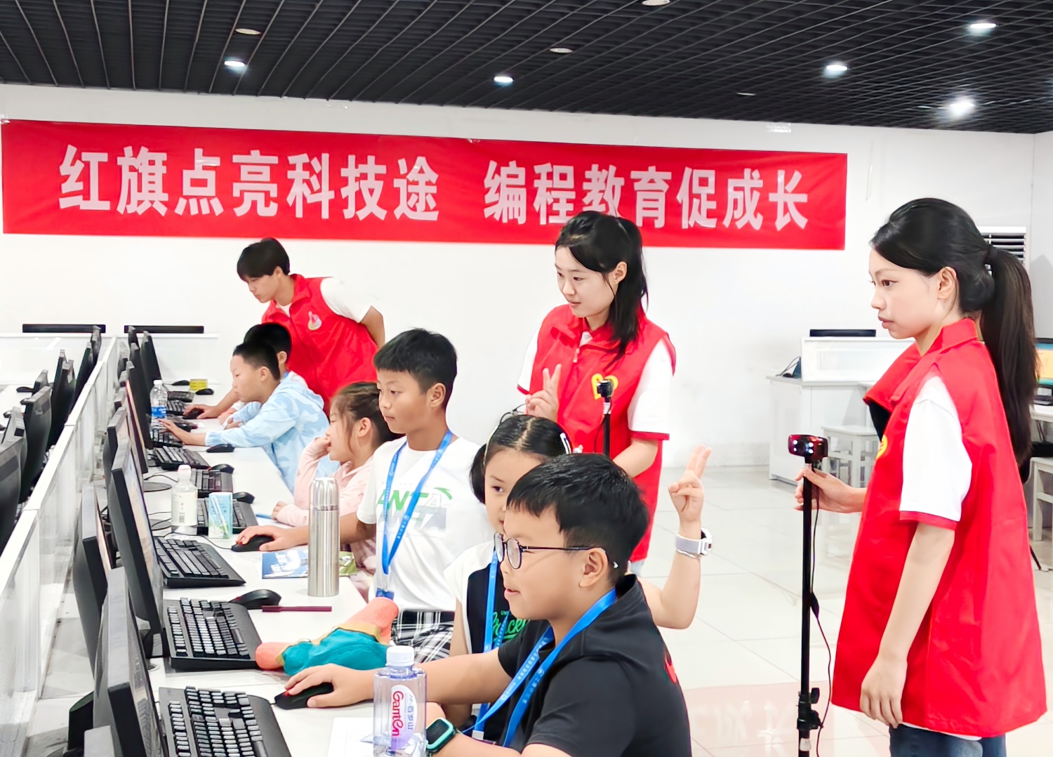 https://img2.danews.cc/upload/images/20250803/fdc4a440f1698e5f4c9c22021e84fe4d.jpg