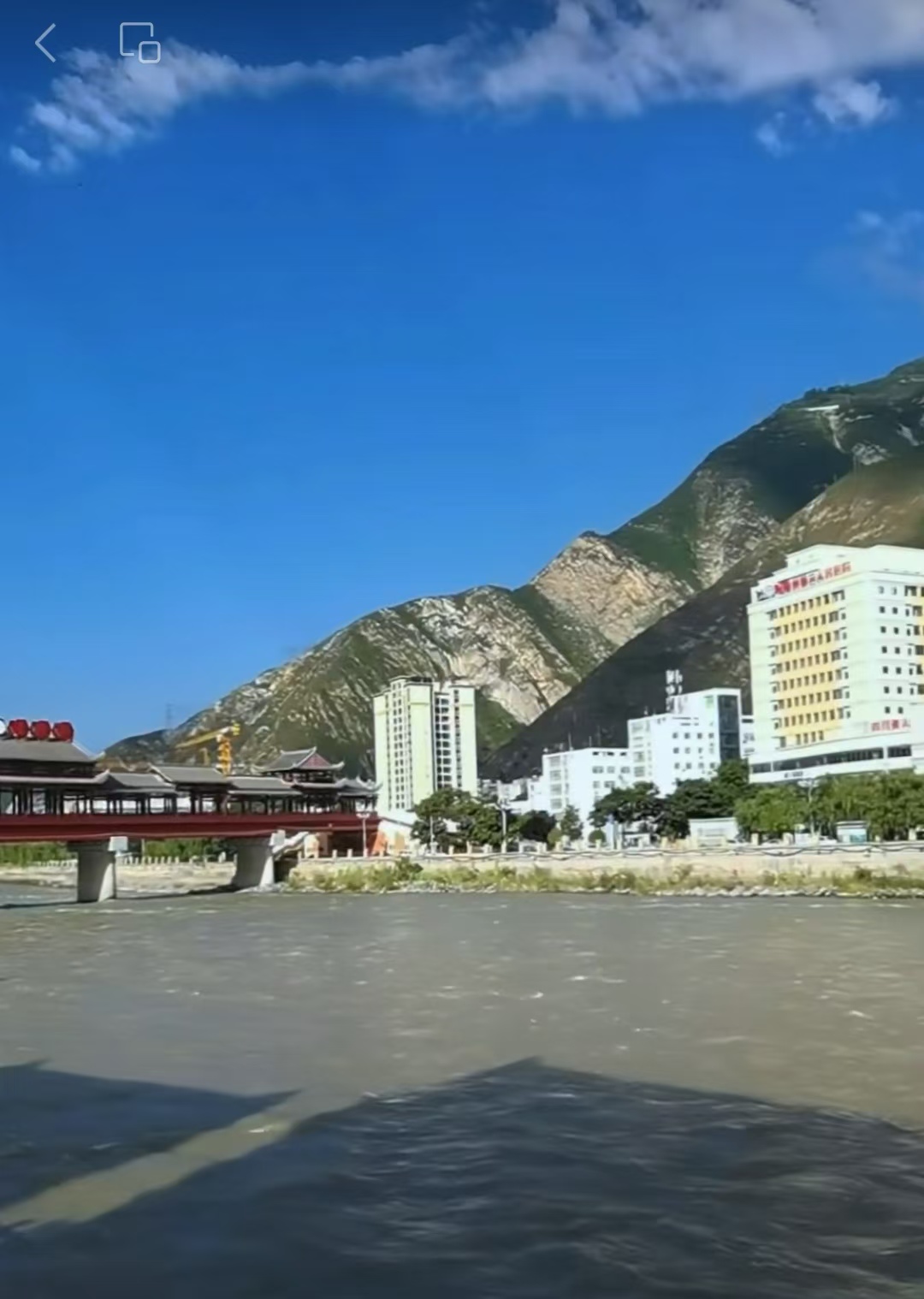 https://img2.danews.cc/upload/images/20250811/e4ee1848edfb00a674aec955e7cf78b3.jpg