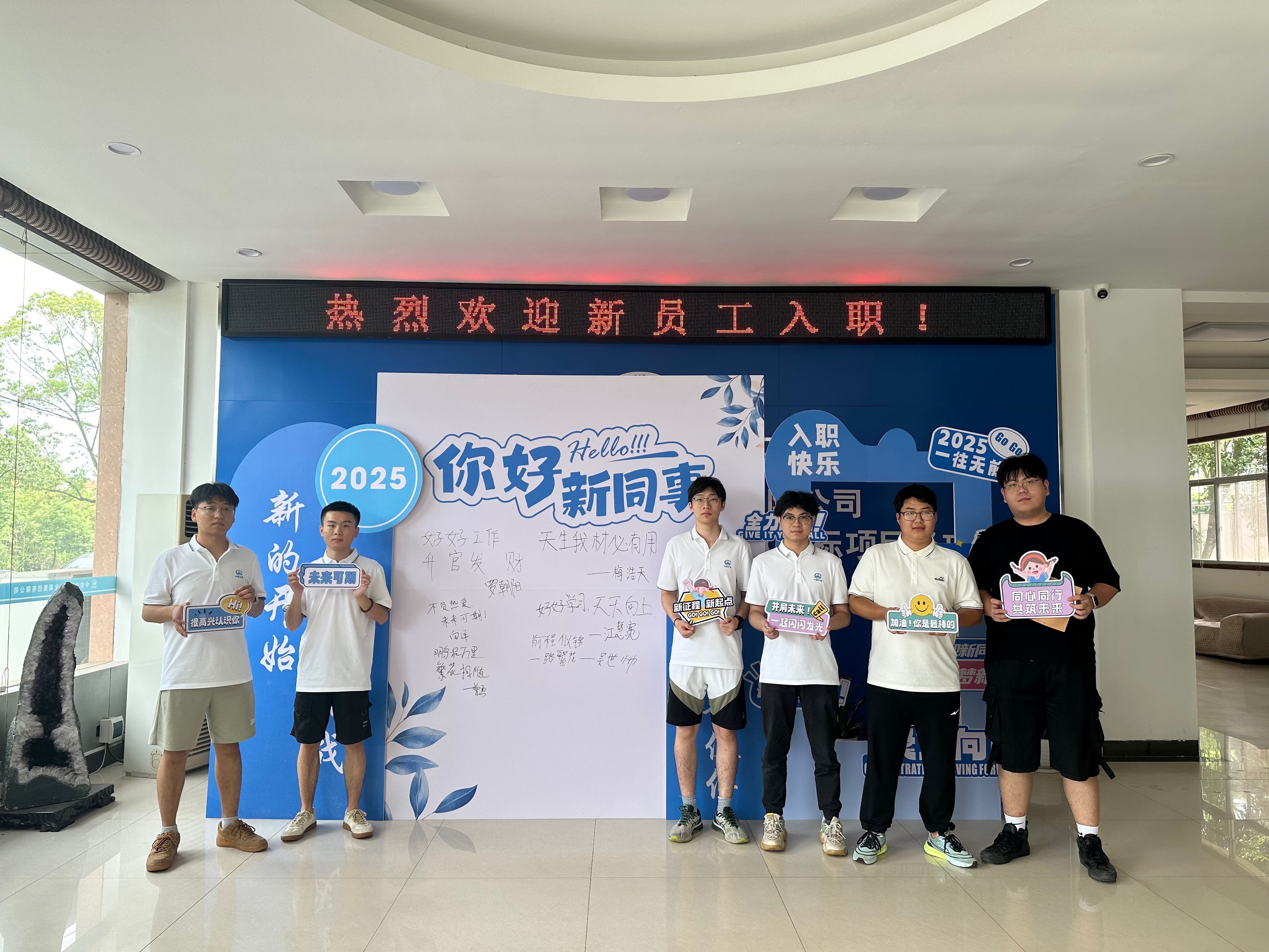 https://img2.danews.cc/upload/images/20250812/6a7478297bcaafd0264de3d76064accb.jpg